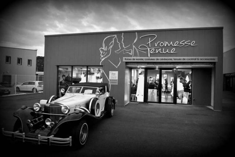 robes de mariée, costumes de marié, boutique, événementiel, sainte mitre, mariage,