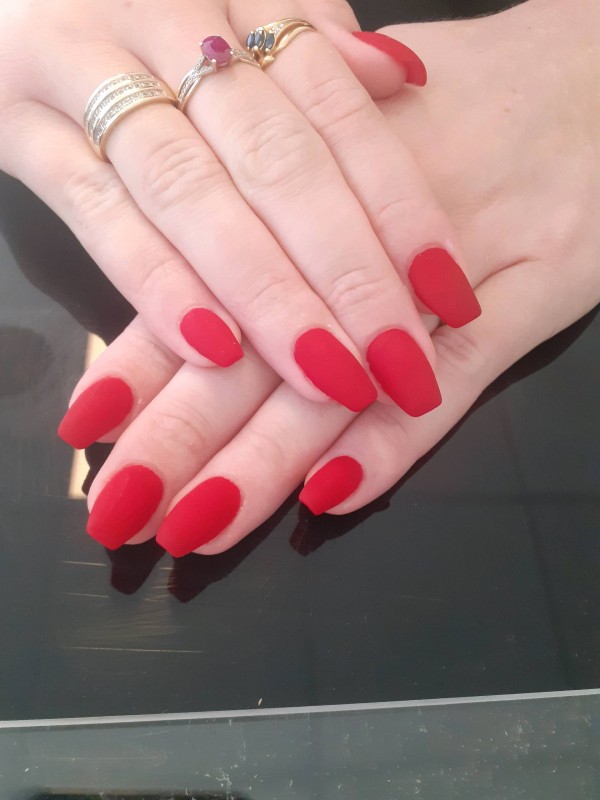 Pose complète de gel sur ongles naturels (60 min) INDISPONIBLE POUR LE MOMENT